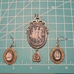 cameo Gold-Tone Black & Cream Cameo Pendant and Earrings Set